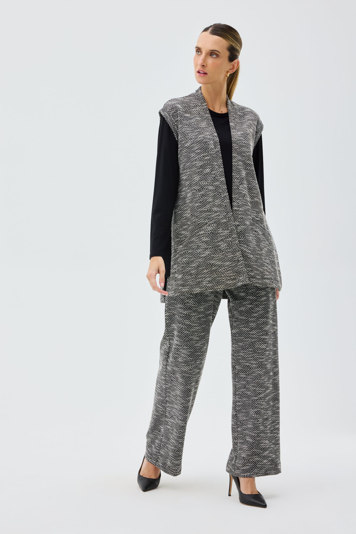ELLIS BOUCLE VEST - Image 3