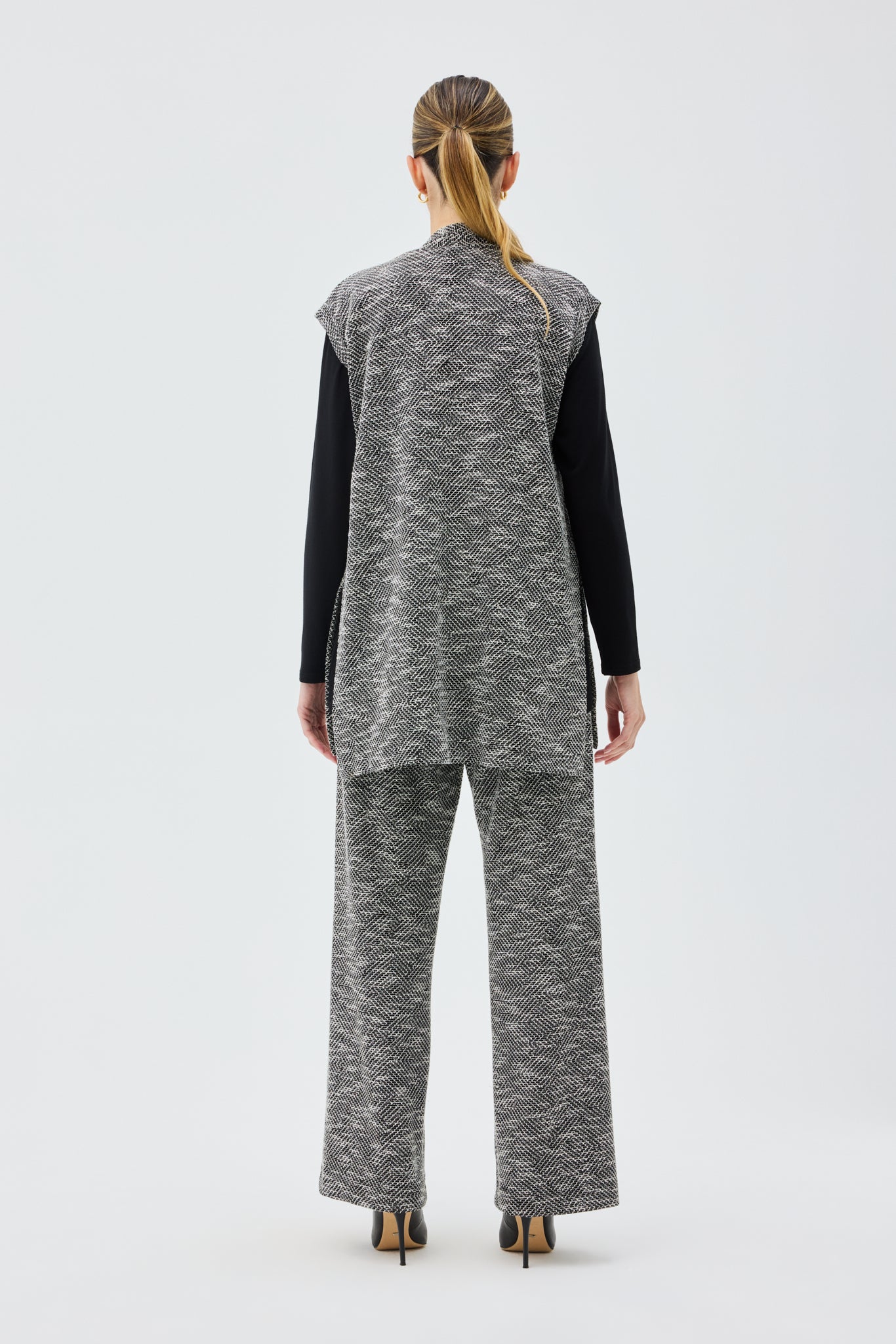 ELLIS BOUCLE VEST - Image 5