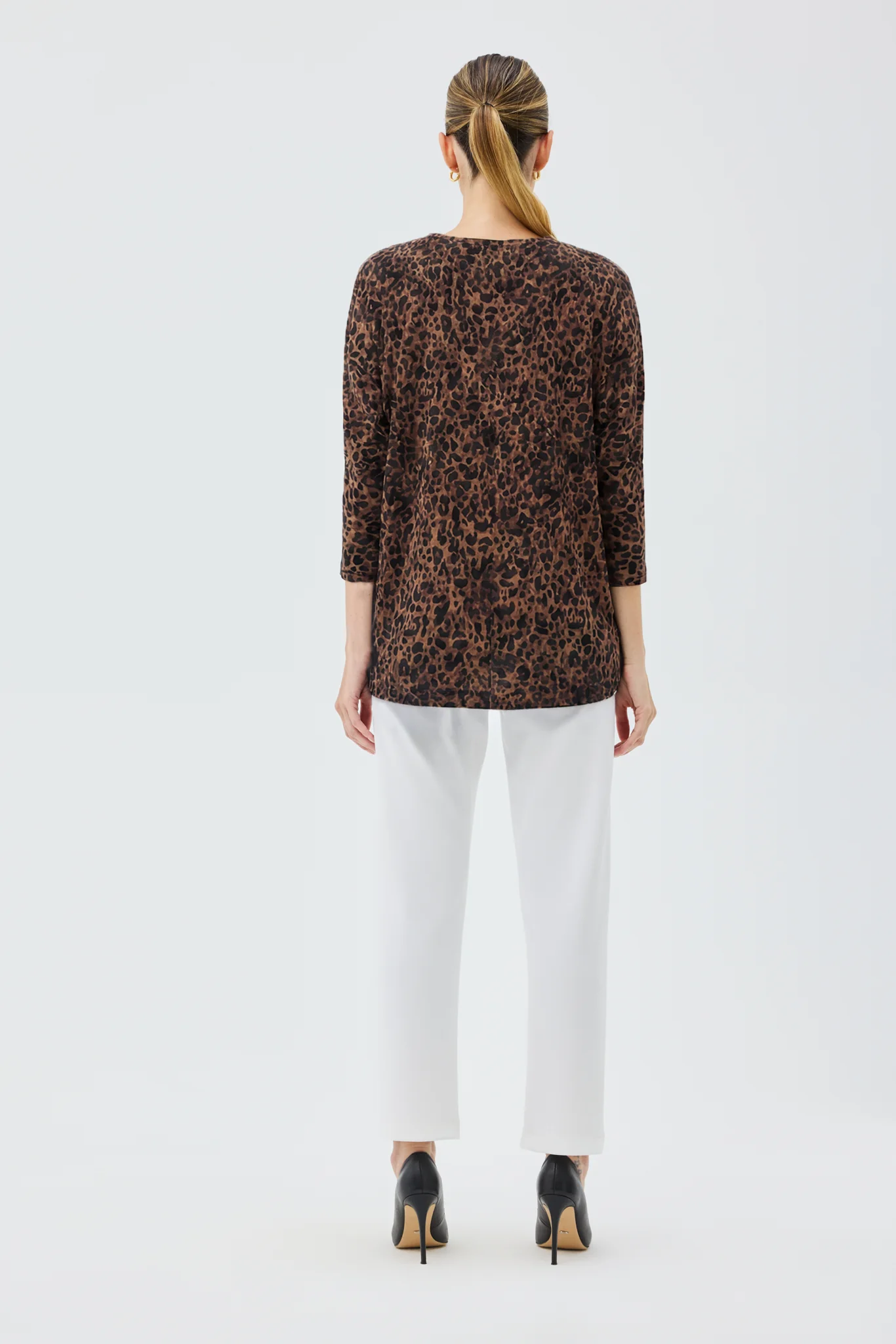 HUNTER SASSY TOP - Image 2