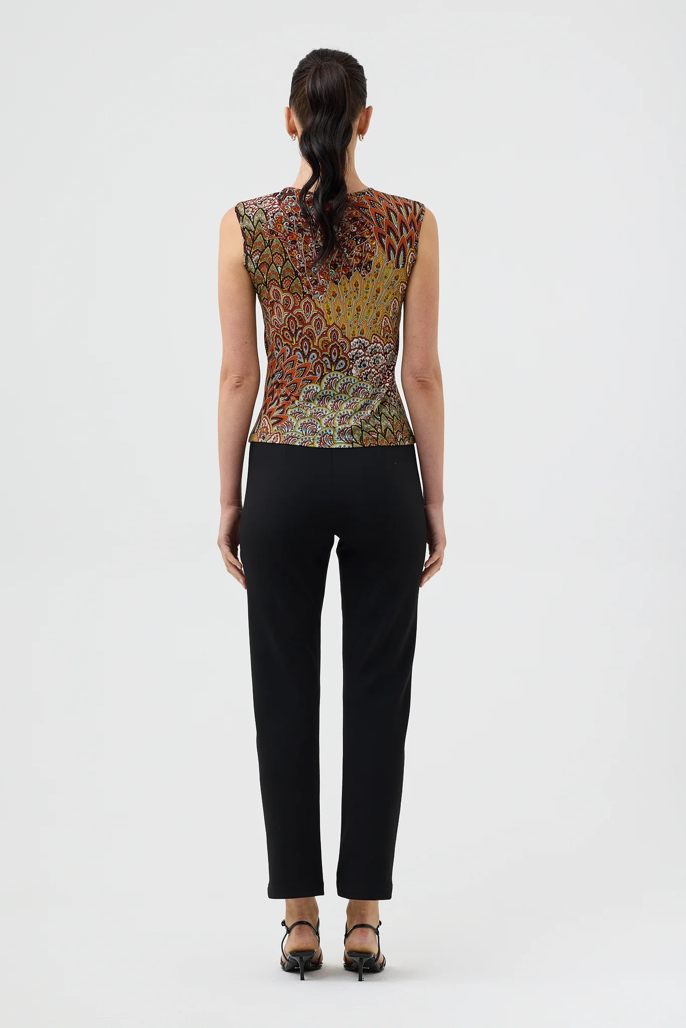 SAFFRON MUSCLE TOP - Image 4
