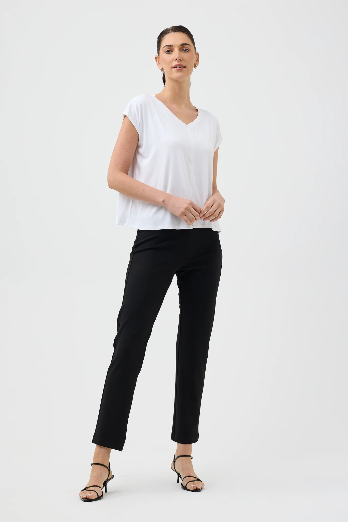 V NECK TEE - Image 3